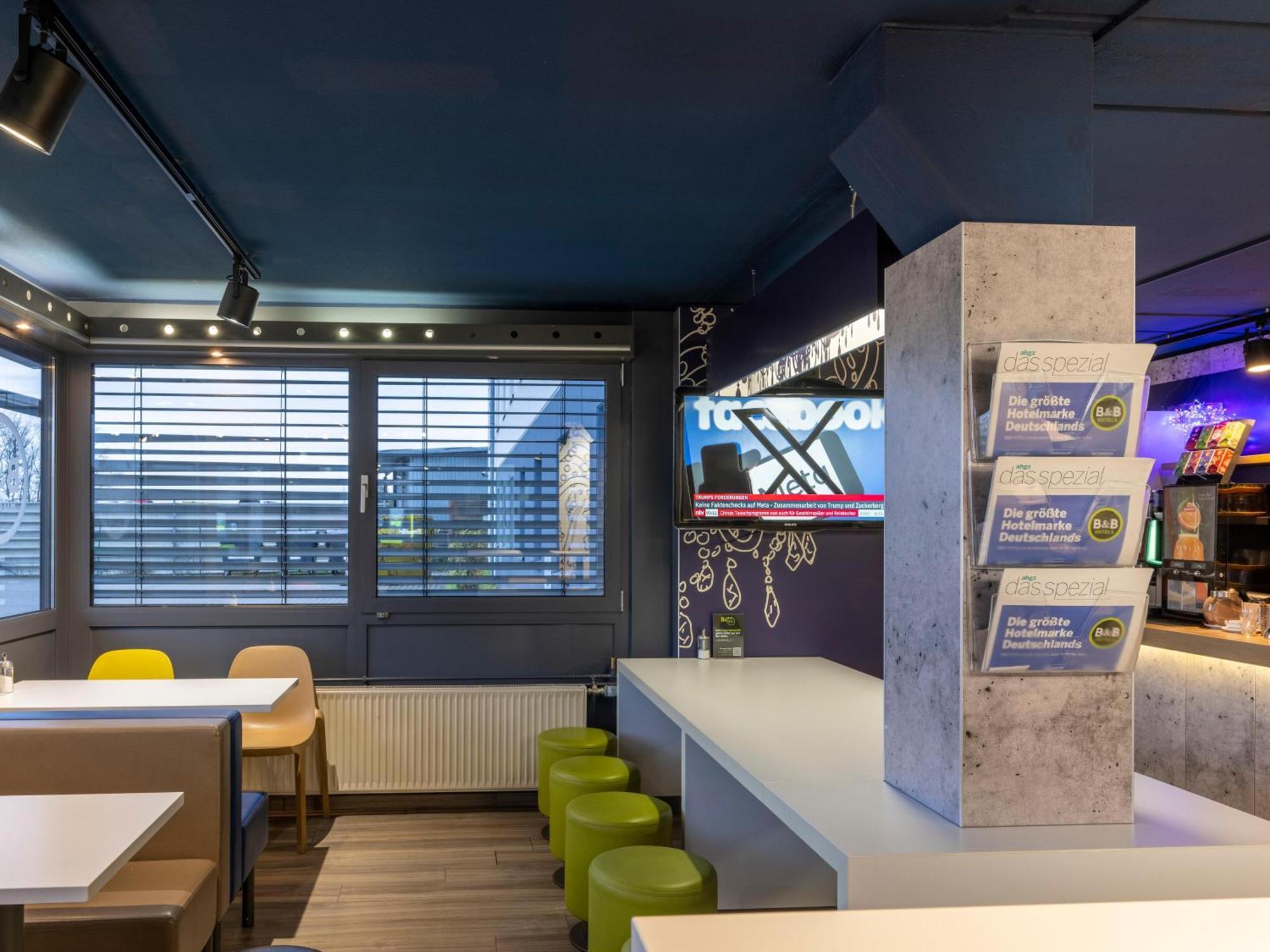 B&B Hotel Kassel-Lohfelden ภายนอก รูปภาพ